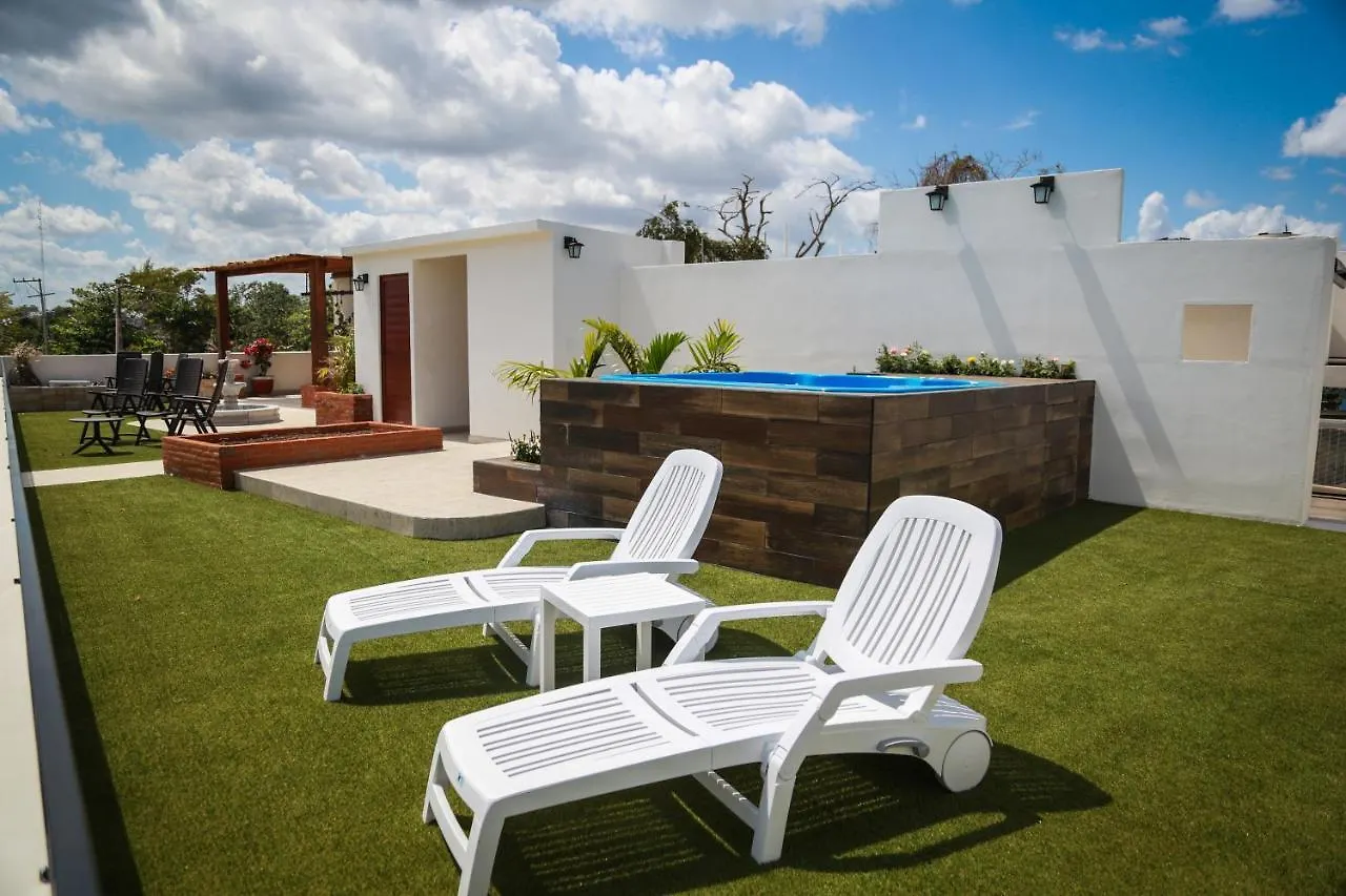 Hotel Alux Bacalar 3*,